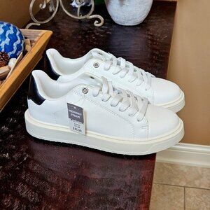 NWT Falls Creek Women's Cassie Faux Leather Sneaker, White/Black, Sz 9.5